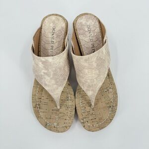 Donald J. Pliner Malone Leather Wedge Thong Sandals Size 5.5